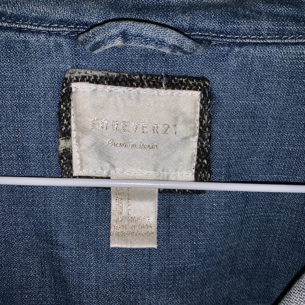 Jean jacket - Picture 3 of 4
